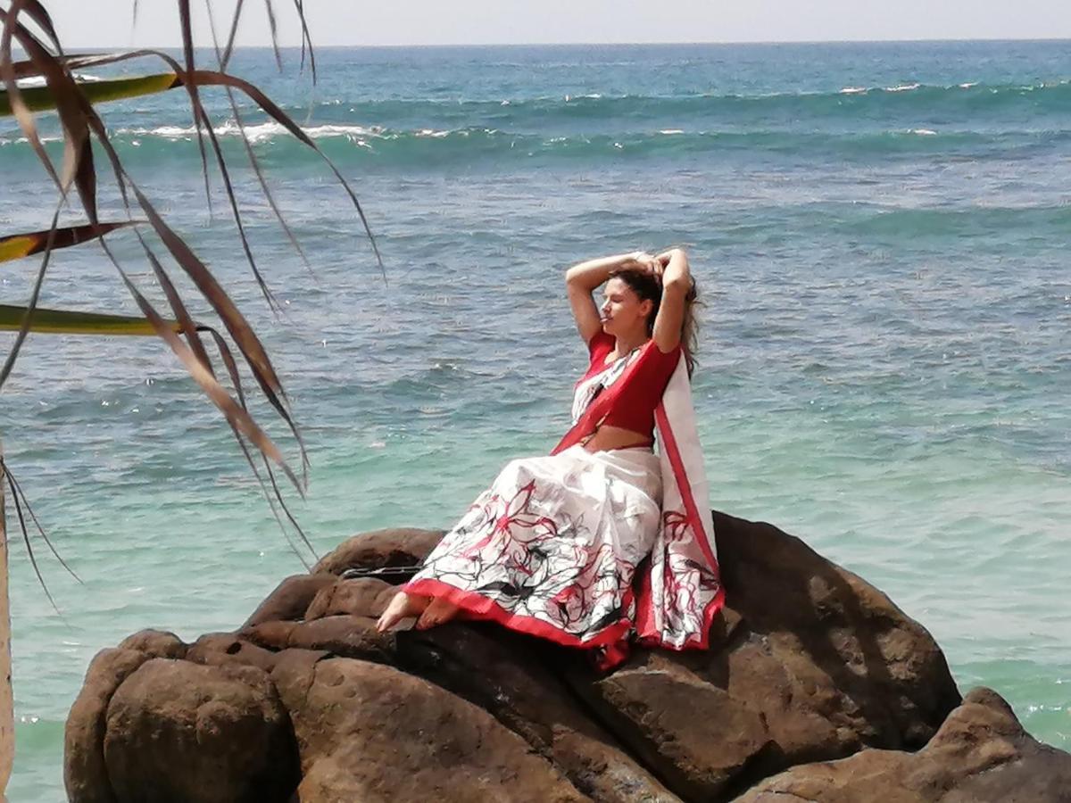 Happy Beach Villa Resort Unawatuna Bagian luar foto