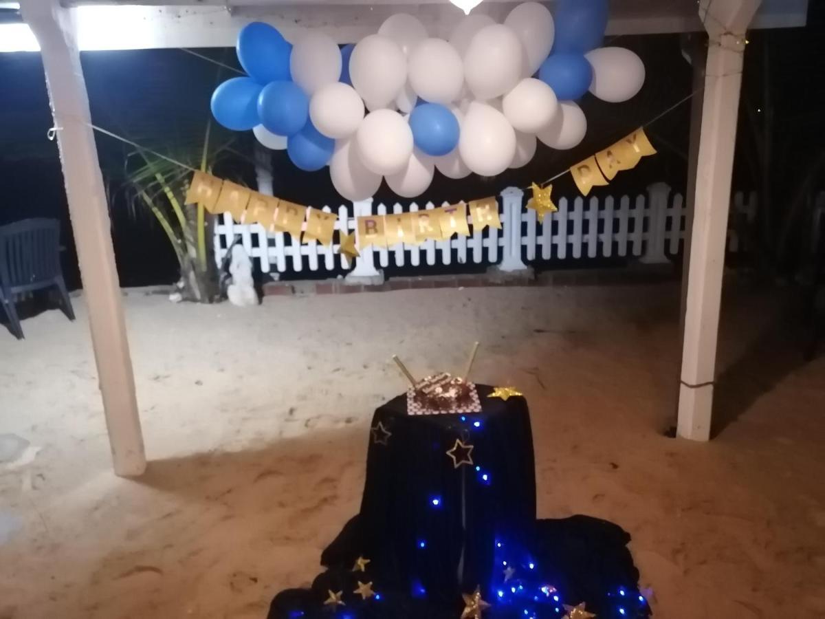 Happy Beach Villa Resort Unawatuna Bagian luar foto